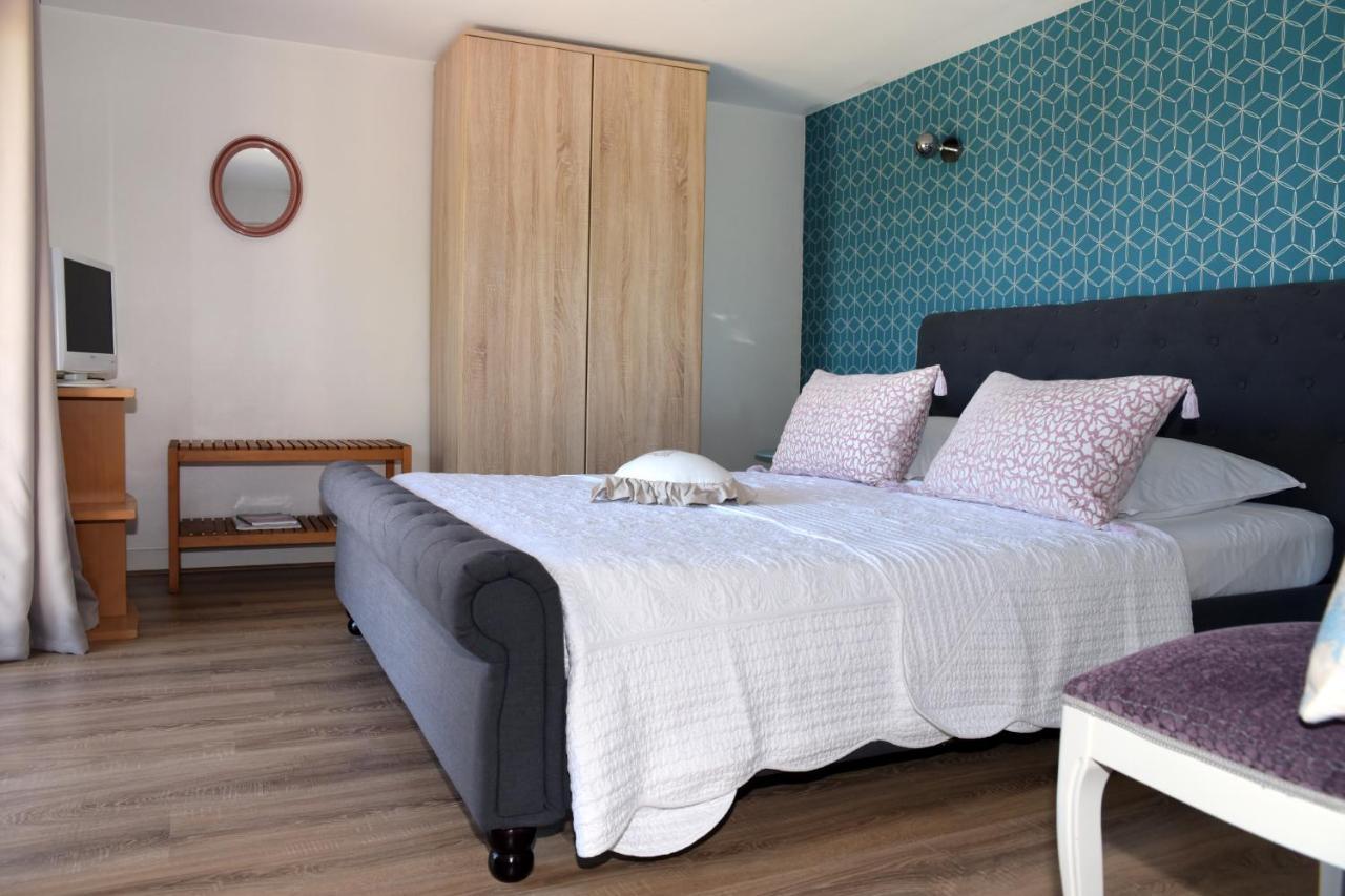 Bed and Breakfast Les Bessonnes Saint-Georges-Haute-Ville Экстерьер фото