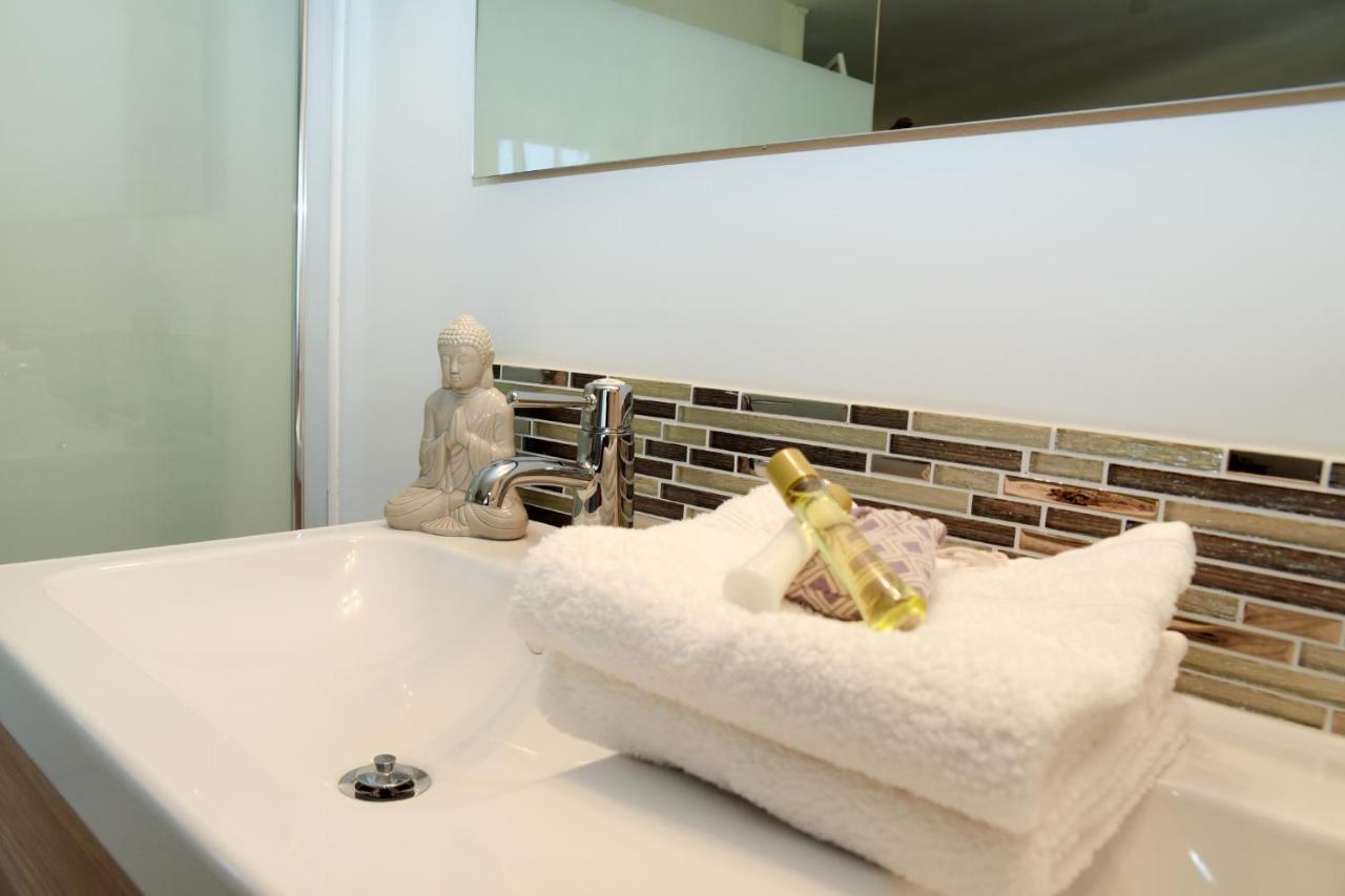 Bed and Breakfast Les Bessonnes Saint-Georges-Haute-Ville Экстерьер фото